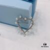 He Fang Pearl Heart Brooch