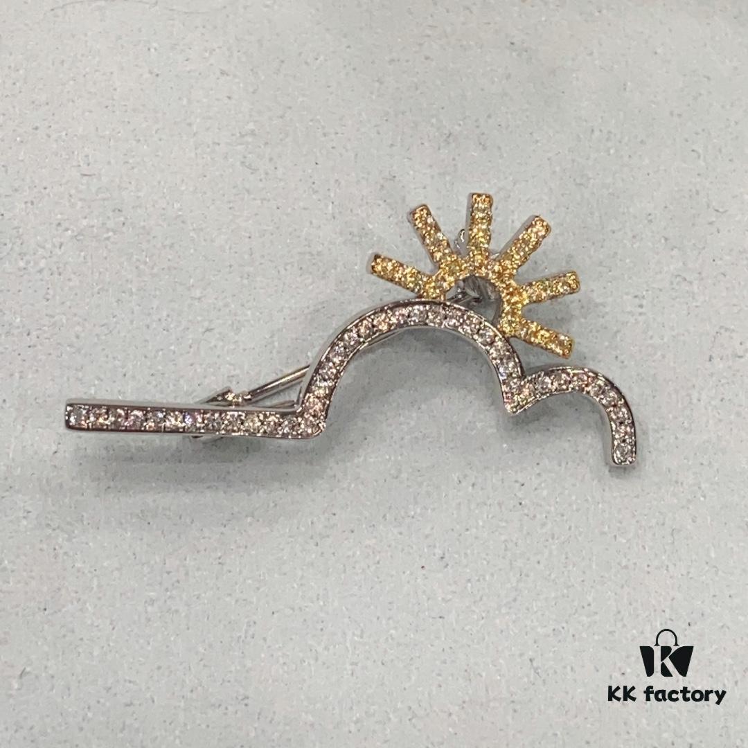 He Fang Sunrise Brooch