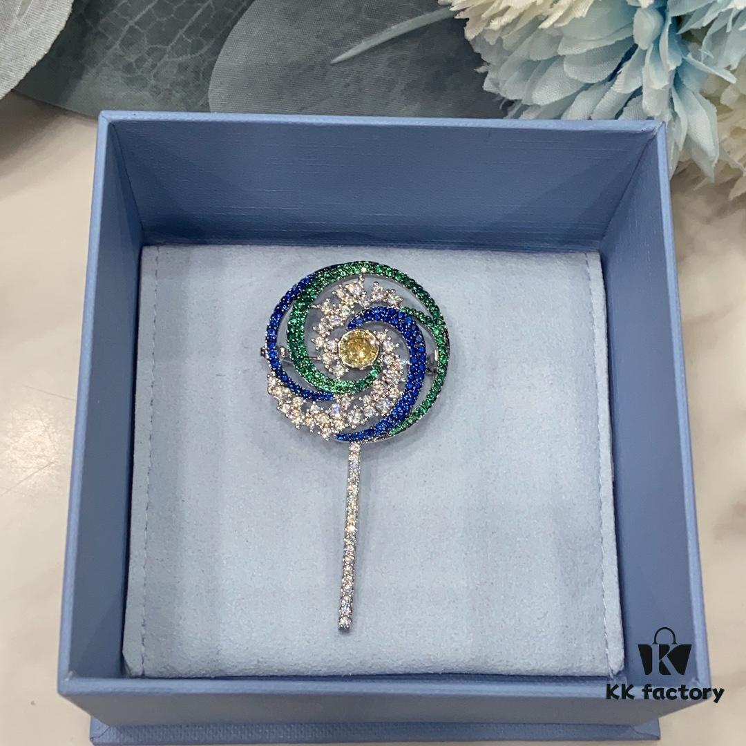 He Fang Lollipop Brooch