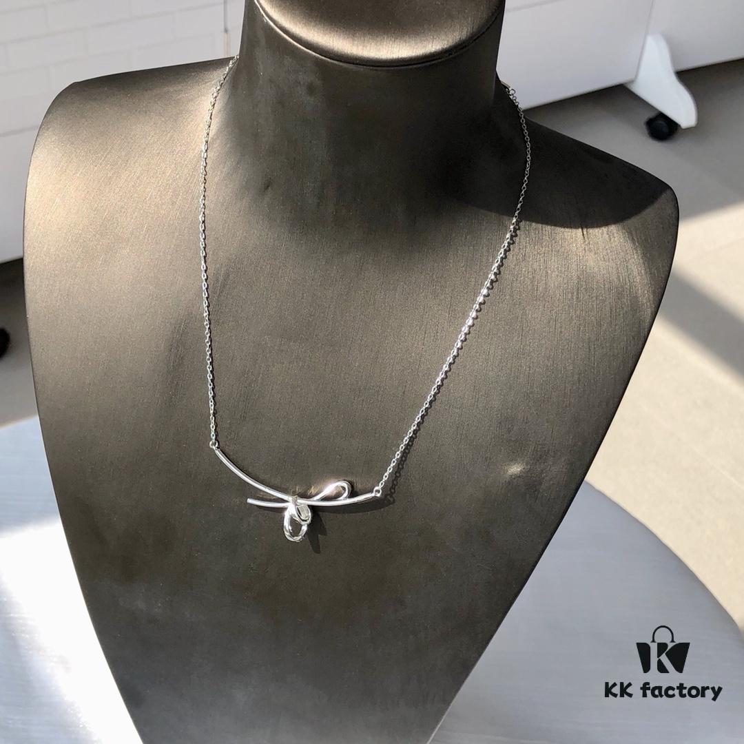 Original Design, High-End Quality HEFANG Jewelry Ribbon Knot Pendant Necklace