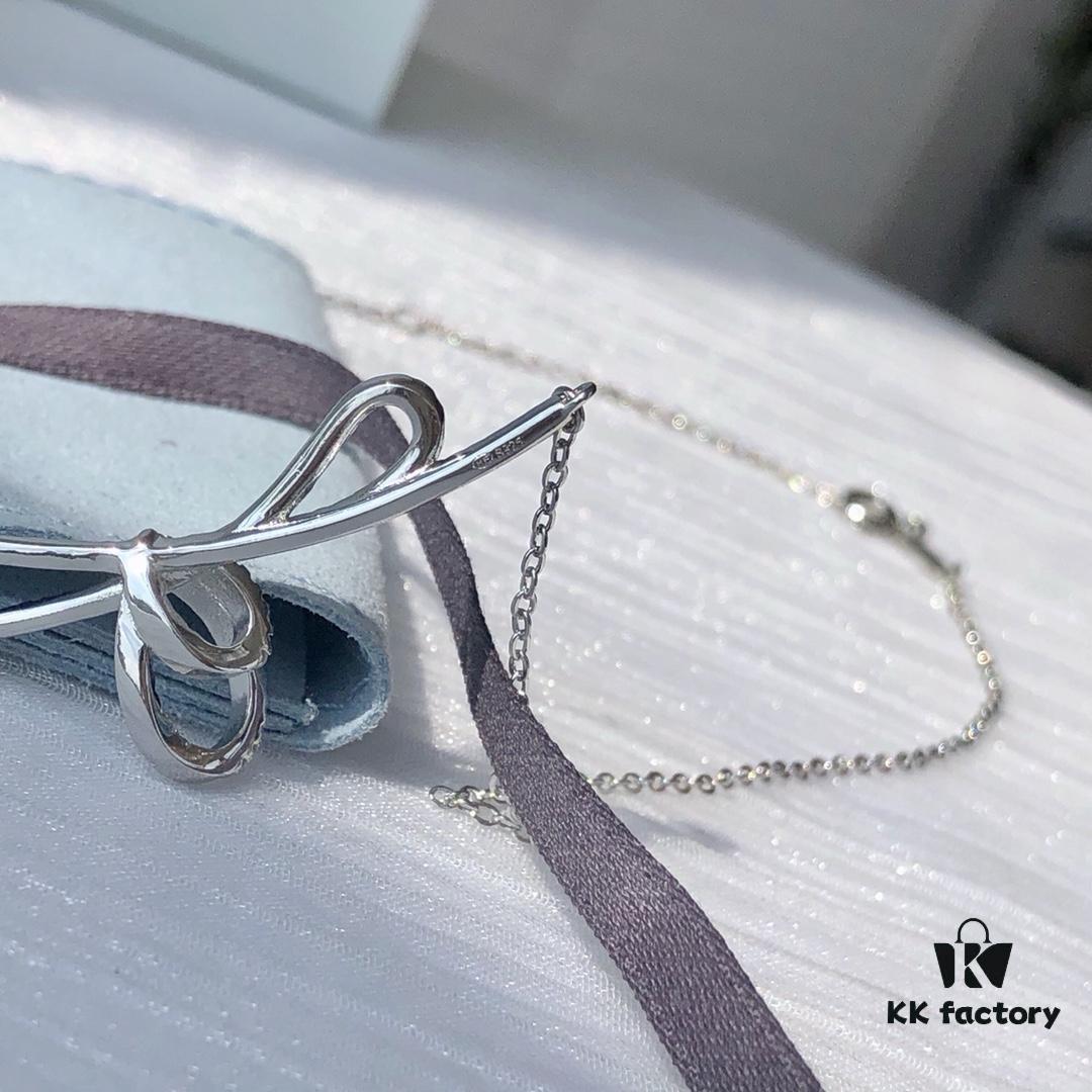 Original Design, High-End Quality HEFANG Jewelry Ribbon Knot Pendant Necklace