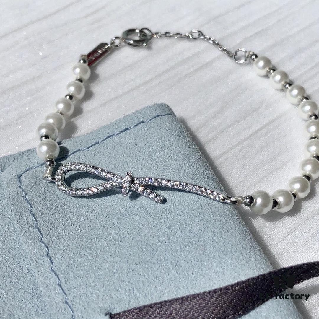 Original Design, Premium Quality HEFANG Jewelry Elegant Ribbon Bracelet