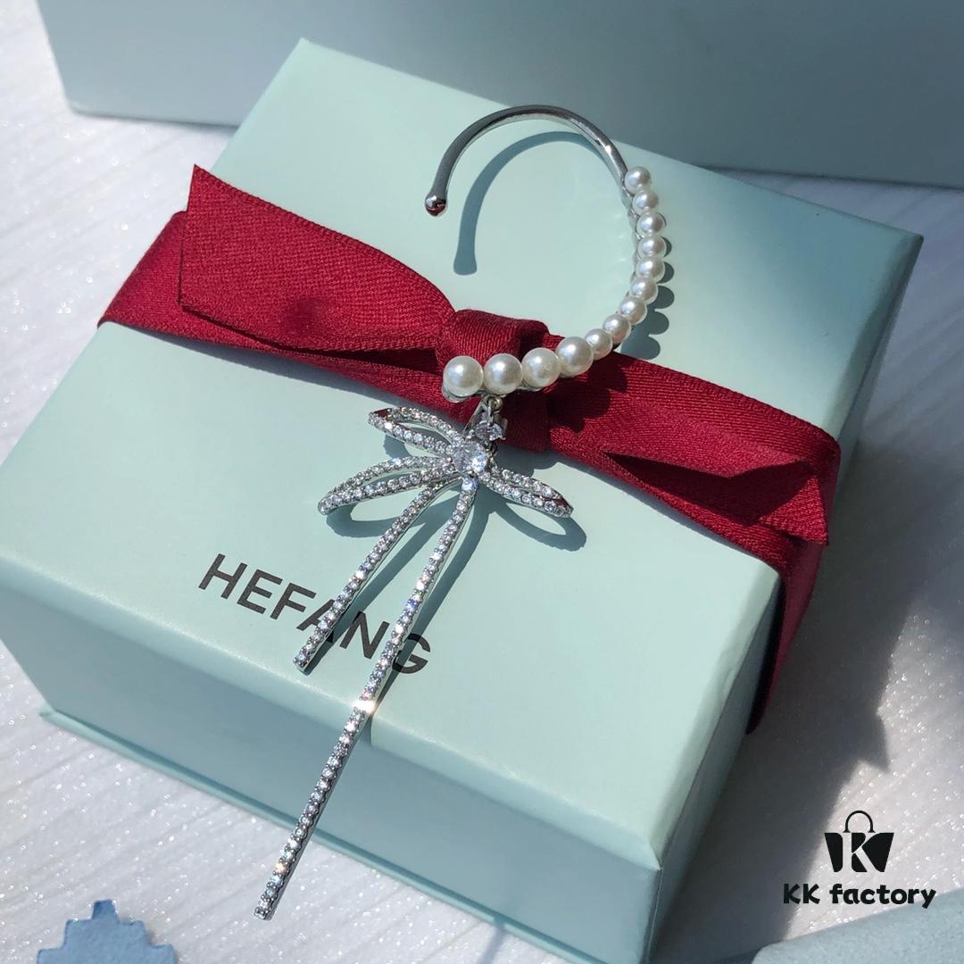 HEFANG Jewelry Pearl Bow Earrings with Reverse Tassel Ear Cuff (Right Ear)