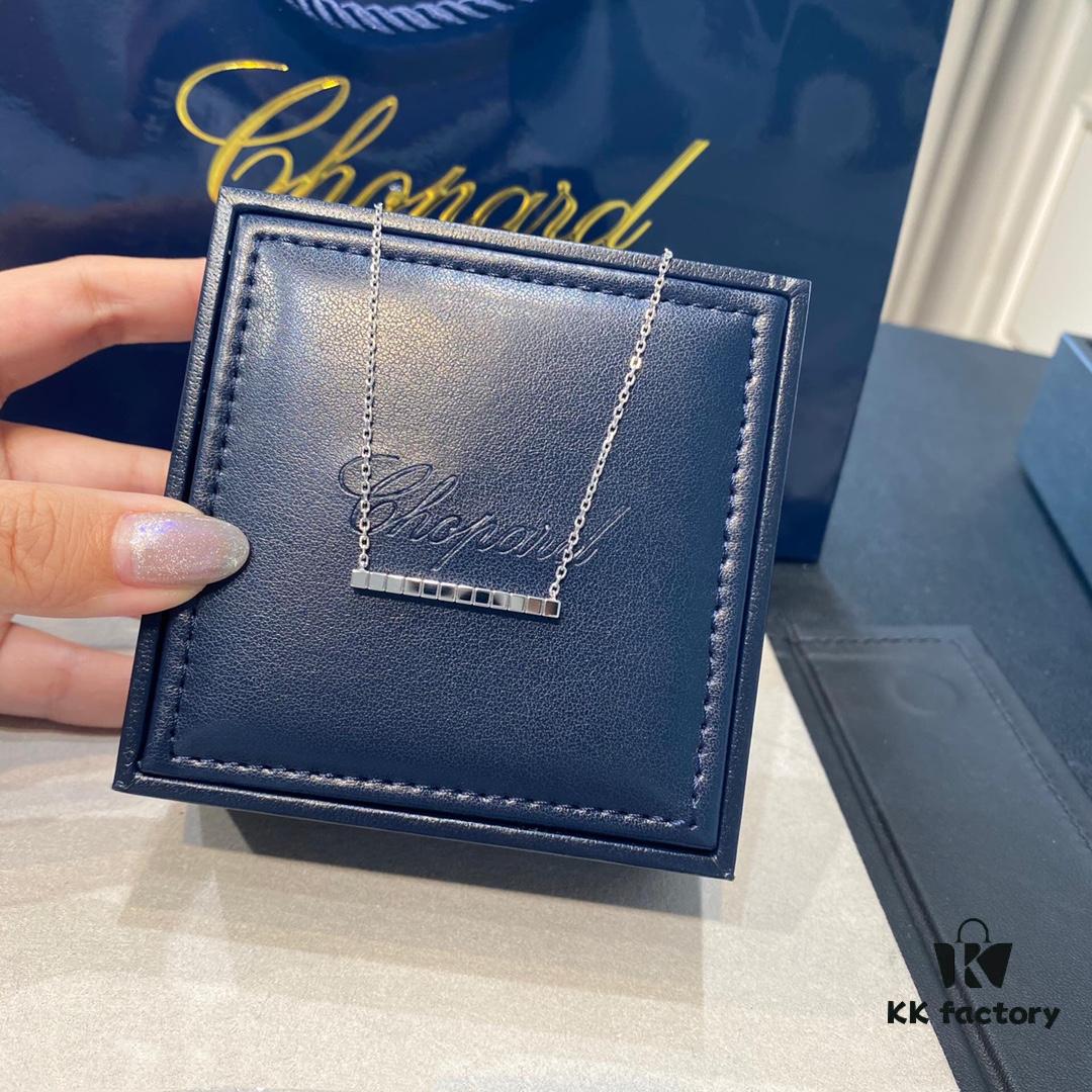 Chopard Ice Cube Collection Geometric Necklace, Celebrity-Recommended Style, Exclusive Design