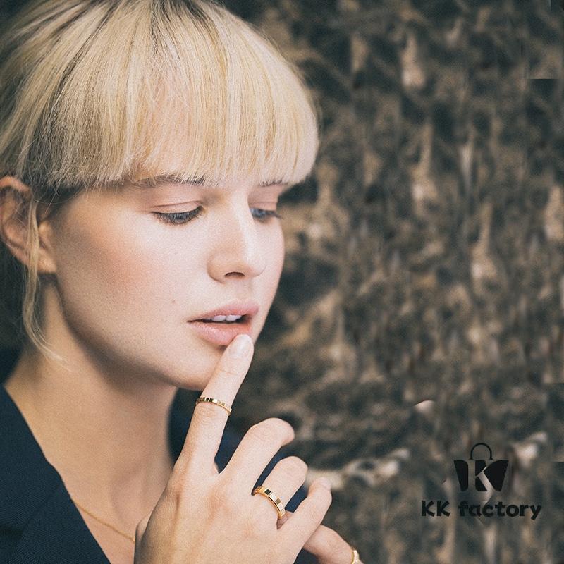 Celebrity Same Style, from Chopard Ice Cube Ring