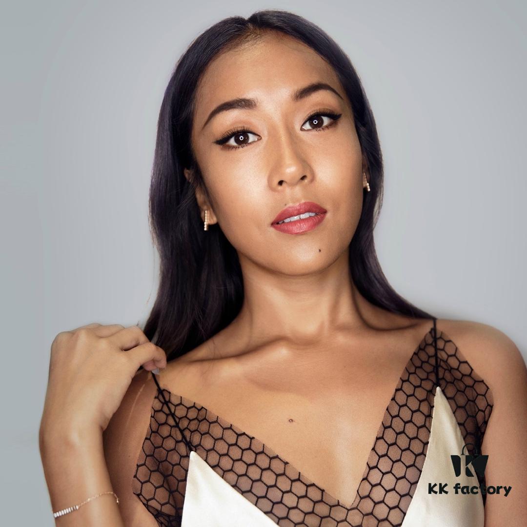 Celebrity and Instagram Influencer Lookbook – Xiao's Ice Cube Series, Ice Block Earrings, Subtly Luxurious Jewelry with Style and Taste