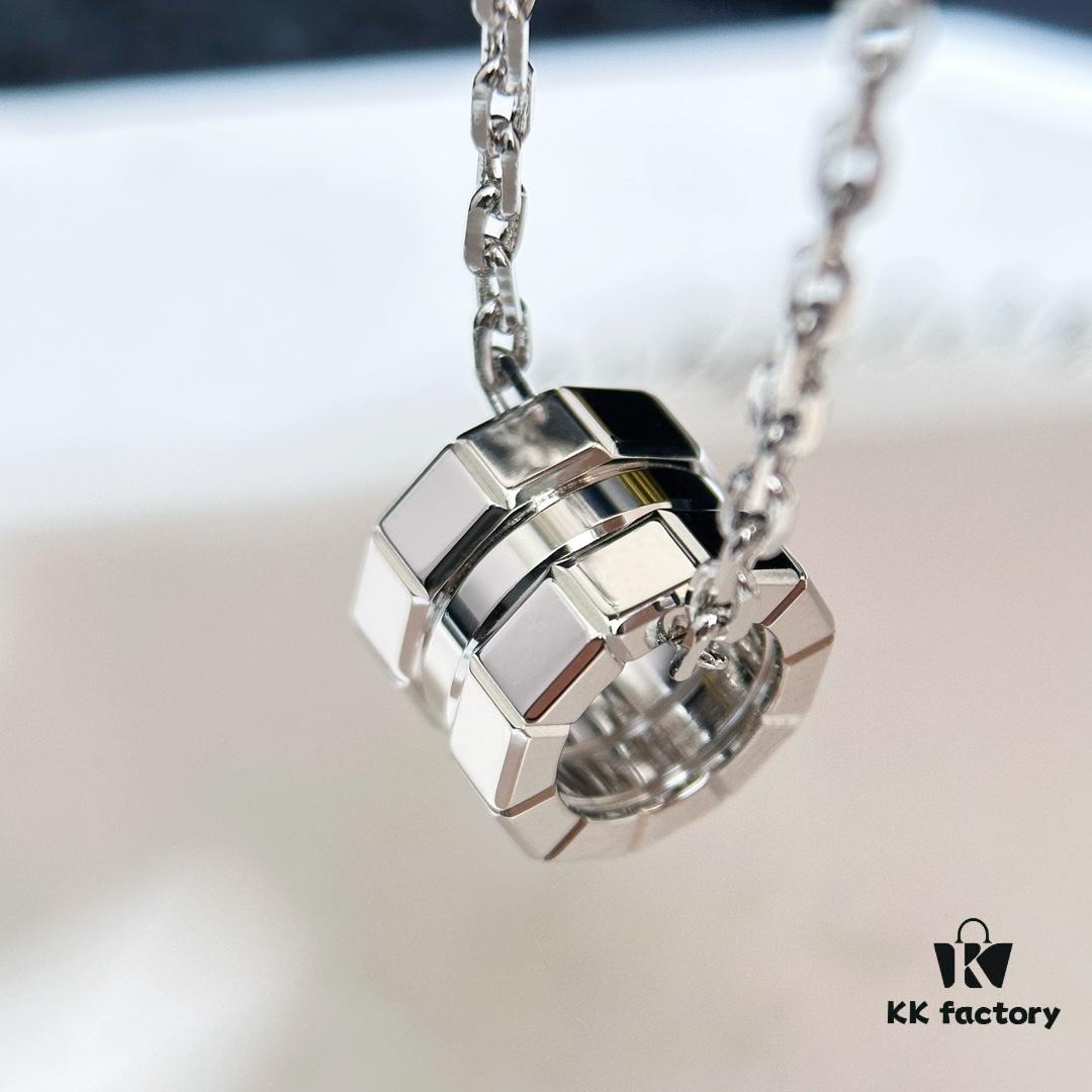 New Arrival! Chopard ICE CUBE Smooth Necklace