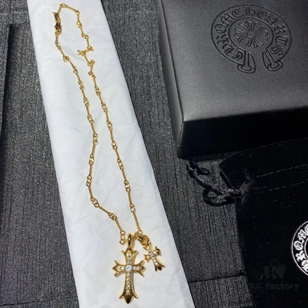Kuroshin Trendy Essential Item: Double Cross Gold Necklace with Diamond and Polished Surfaces, Reversible and Detachable Design