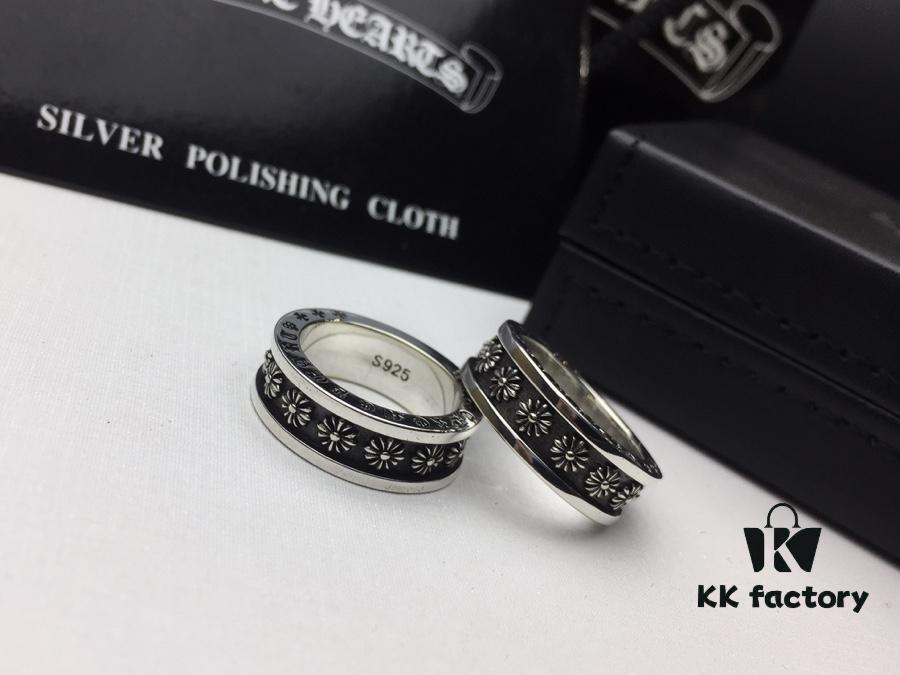 Chrome Hearts Mini Cross Ring 😍😍😍 Gothic Design Style Blending Rock Punk, Street Hip-Hop and Subtle Luxury Vibes 🙈🌟 Cool and Stylish 💯 New Arrival ✨ Vintage 3D Cross Pattern Absolutely Eye-Catching ✨ Unisex Jewelry for Men and Women #6789 #5369120