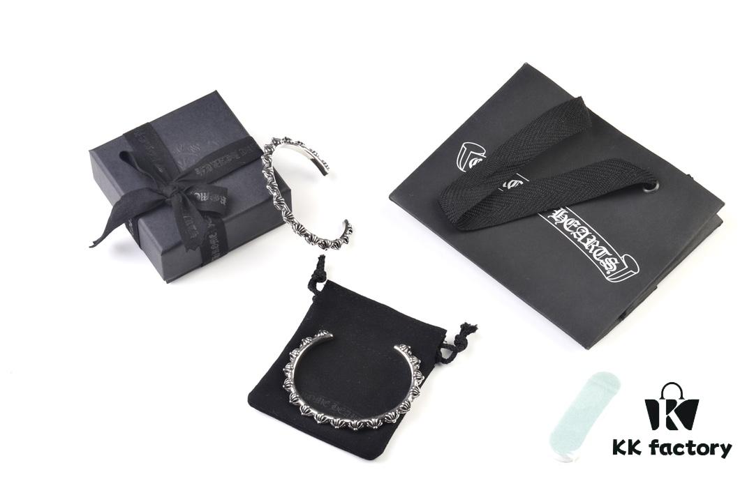 Chrome Hearts Cuff Bracelet Differences from Common Market Lightweight Versions: Check Engraving Details and Oxidation Level