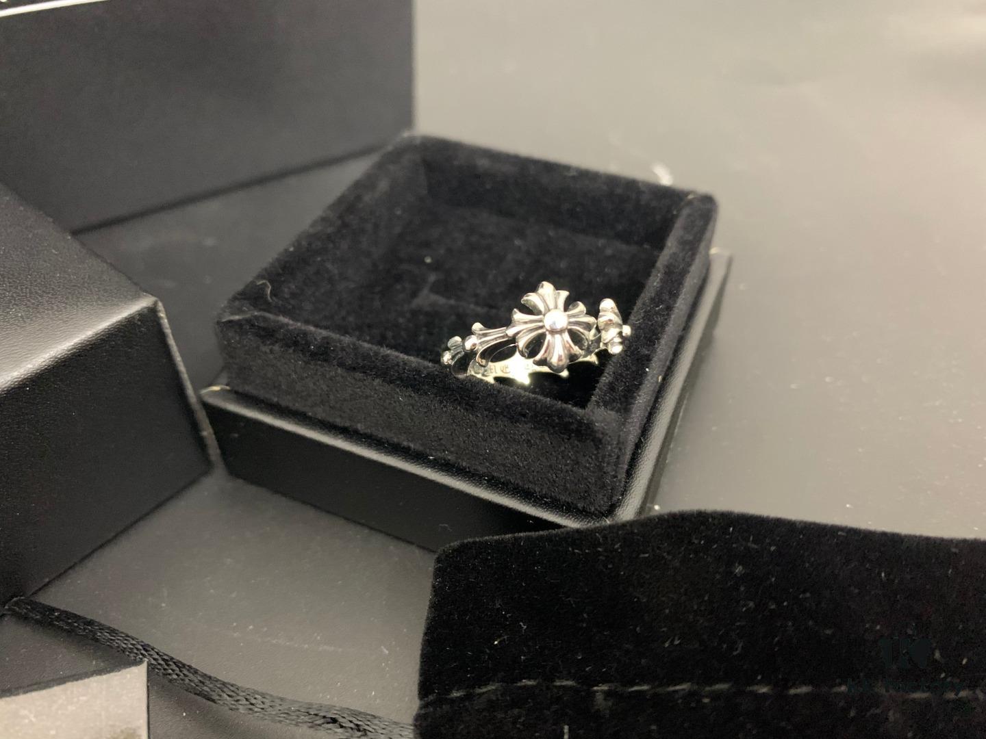 Chrome Hearts Fish Tail Cross Bloom Open Ring