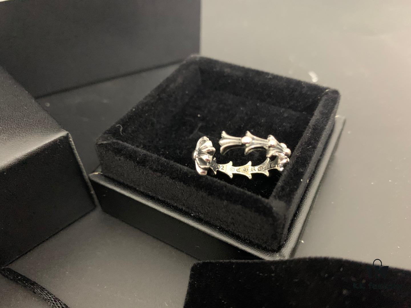 Chrome Hearts Fish Tail Cross Bloom Open Ring