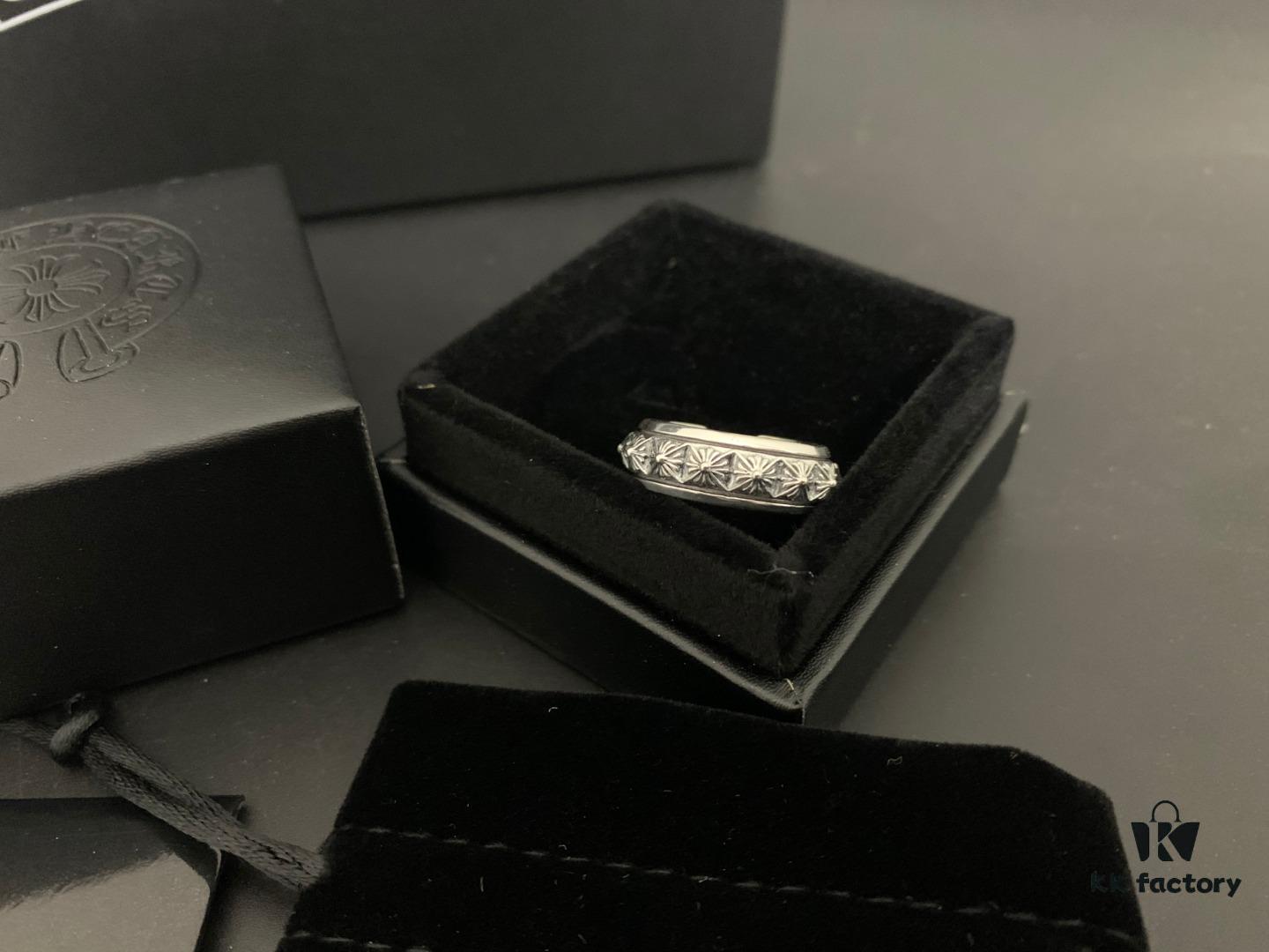 Chrome Hearts New Style Cross Open Ring