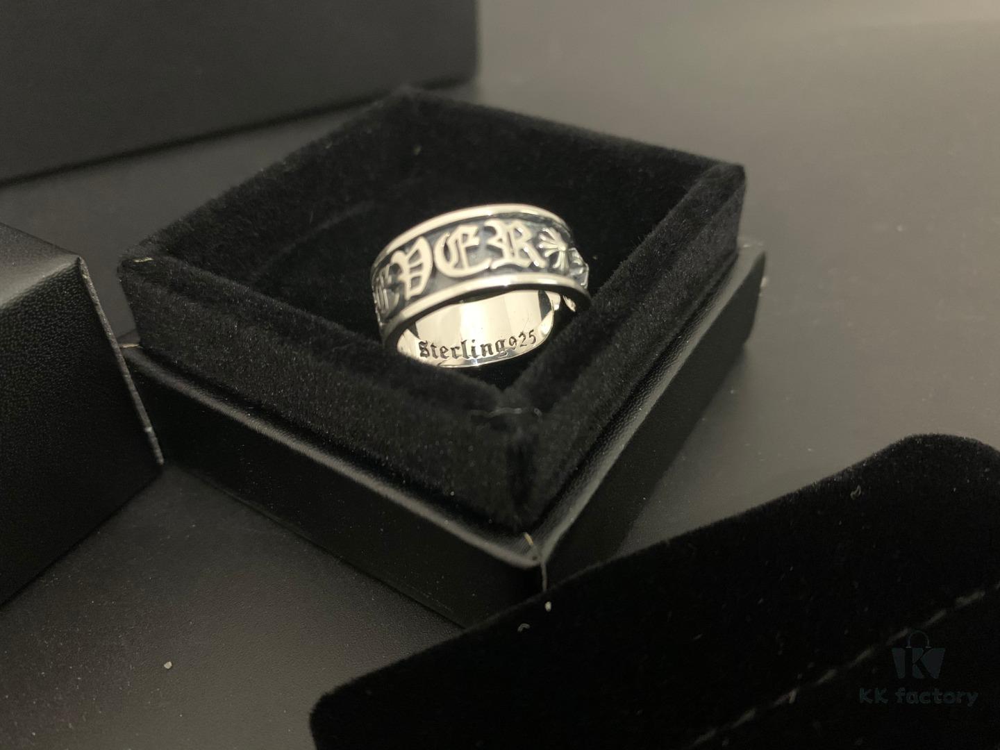 Chrome Hearts Unisex Ring with Eternal Letter Design