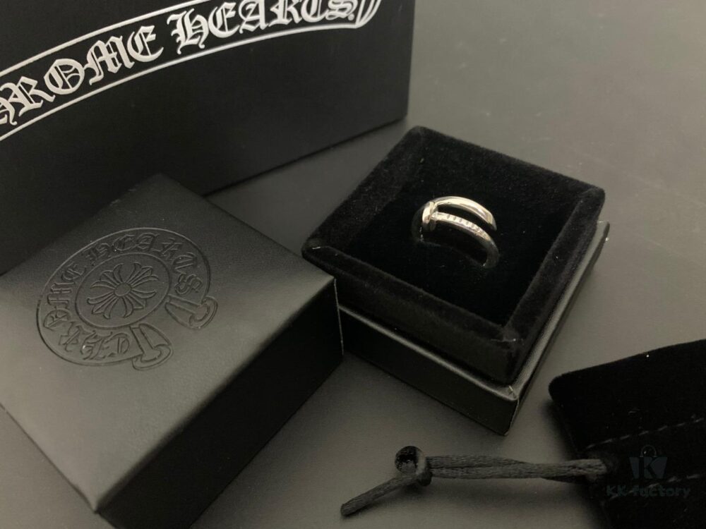 Chrome Hearts Cross Flower Nail Open Ring