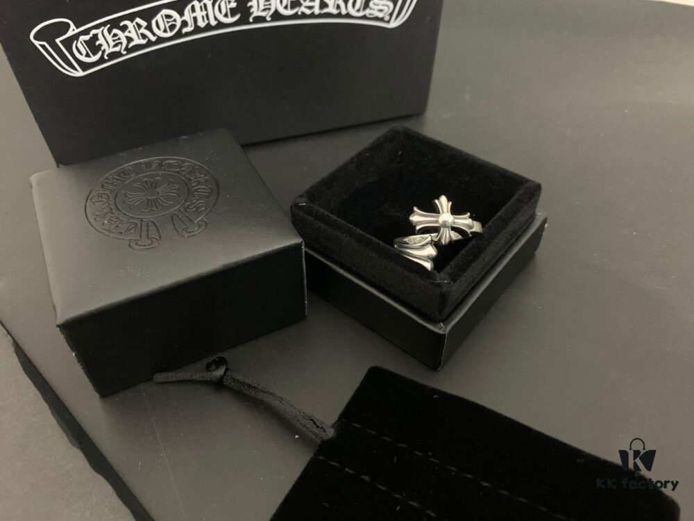 Chrome Hearts Cross Flower Twist Open Ring
