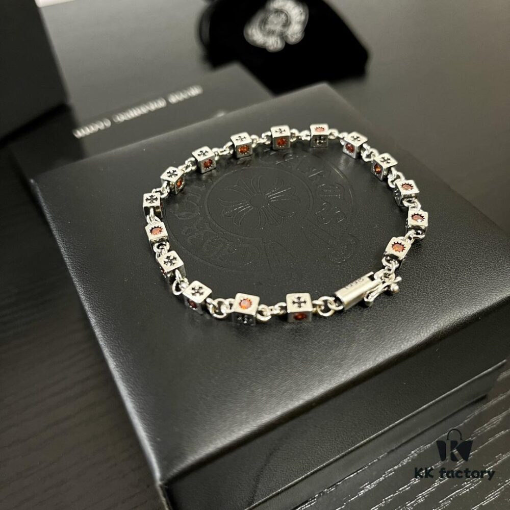 New Boutique Chrome Hearts ❤️ Cross Dice Multi-Element Combined Necklace, Original Craftsmanship, Premium Quality, Handmade, Authentic Mold Design 💝 Must-Have Fashion Accessory, Unisex Wear, Couples Style, Rock Punk Sterling Silver Style, Retro Elements, Trendy and Versatile, Same as Official Website 💯
