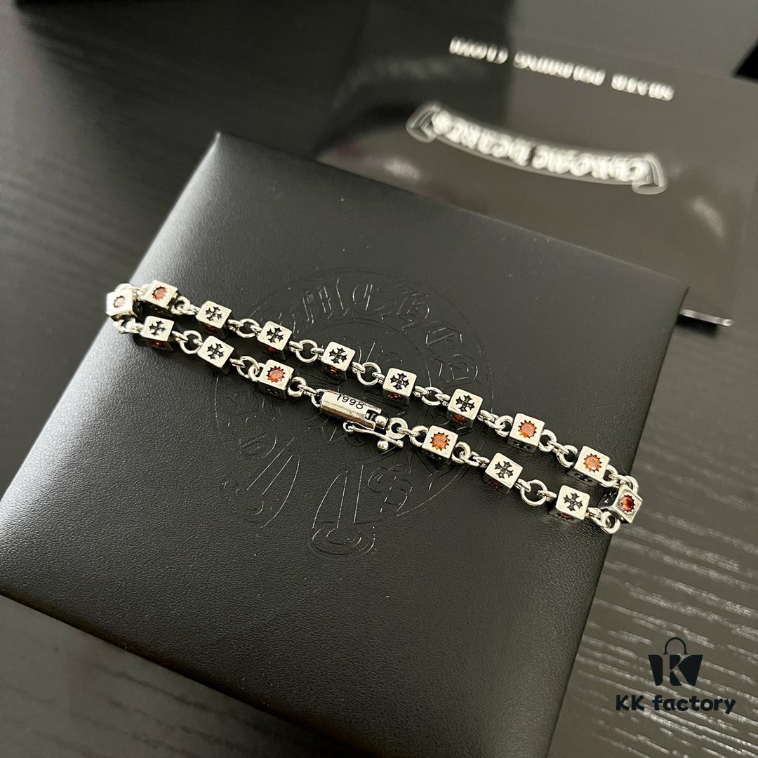 New Boutique Chrome Hearts ❤️ Cross Dice Multi-Element Combined Necklace, Original Craftsmanship, Premium Quality, Handmade, Authentic Mold Design 💝 Must-Have Fashion Accessory, Unisex Wear, Couples Style, Rock Punk Sterling Silver Style, Retro Elements, Trendy and Versatile, Same as Official Website 💯