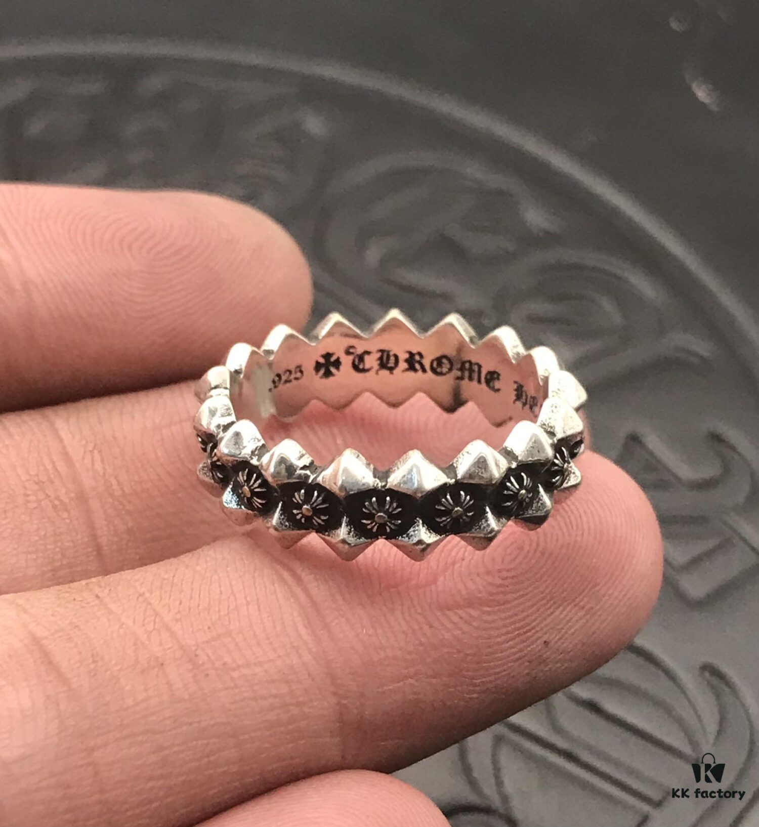 High-End Chrome Hearts Rivet Cross Ring
