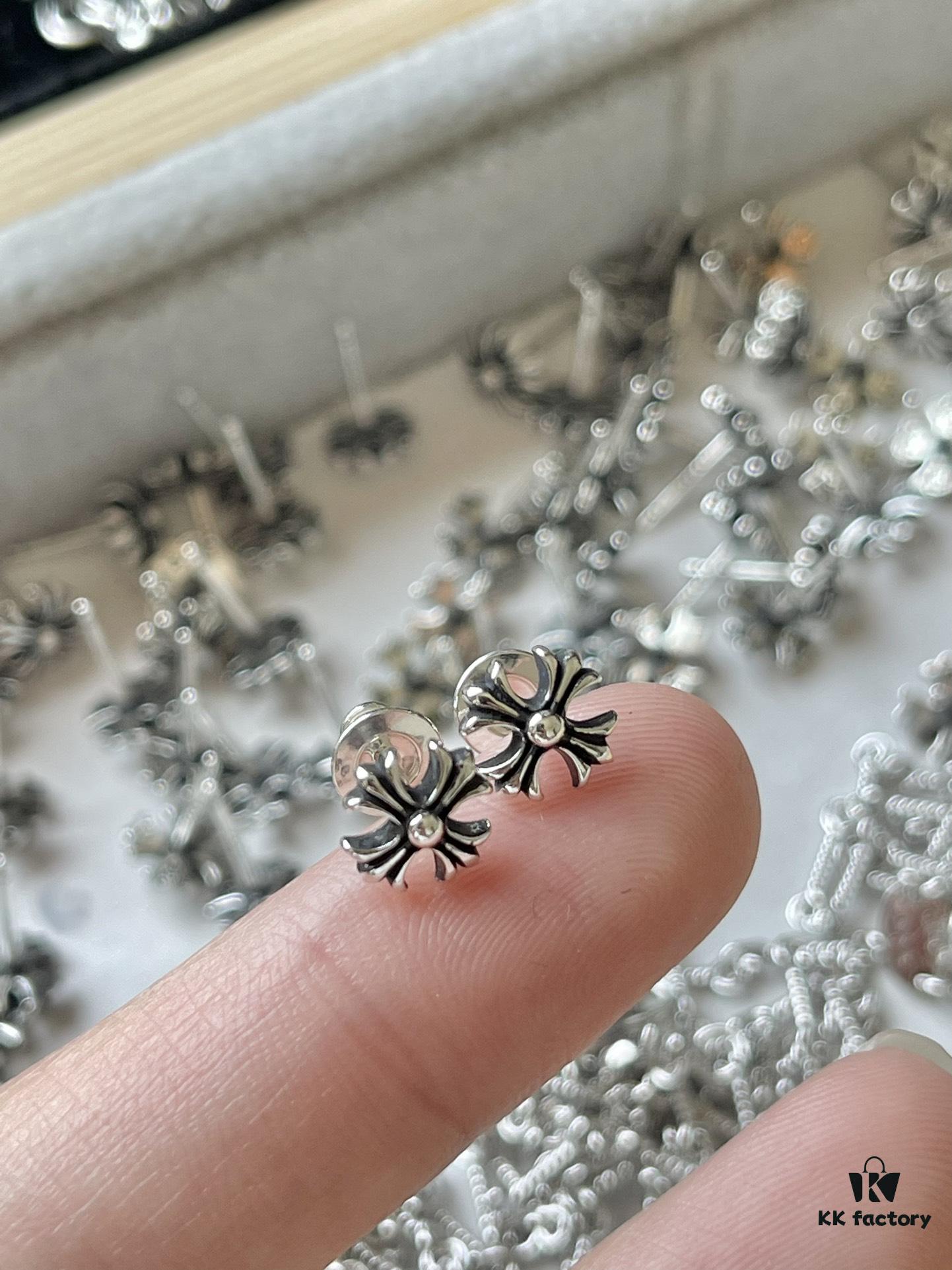 Chrome Hearts Cross Flower Stud Earrings