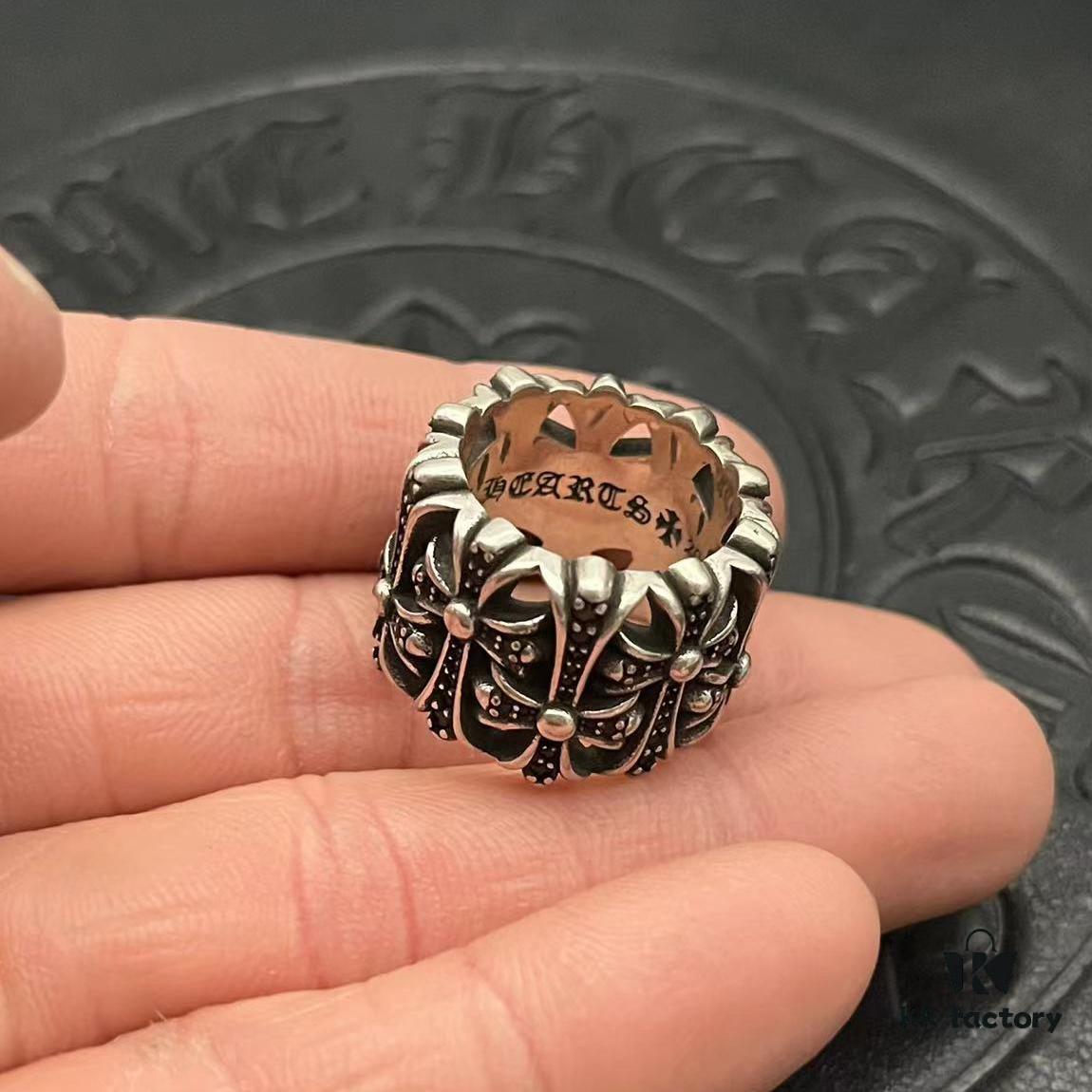 CHROME HEARTS High-End Cremation Cross Diamond-Inlaid Ring