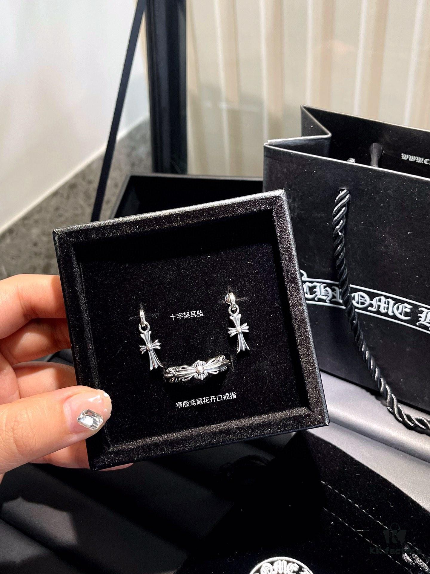 Chrome Hearts Celebrity Style Collection Classic 925 Sterling Silver Rings / Necklaces / Stud Earrings 18-Piece Set