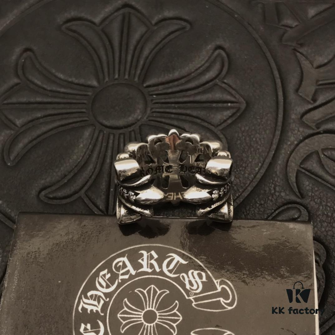 High-Version Chrome Hearts Open Cross Ring, Upgraded Diamond-Inlaid Aged Design, Clear Engraving Details, Unisex Wear, Timeless and Stylish, Available in US Sizes 5-12
