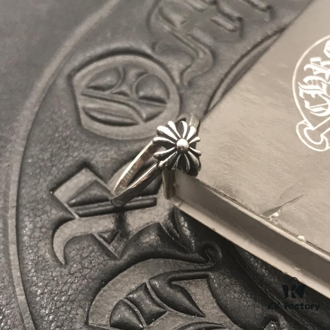 High-Version Chrome Hearts Cross Flower Small Ring, Clear Engraving, Unisex Design, Available in US Sizes 5 to 9