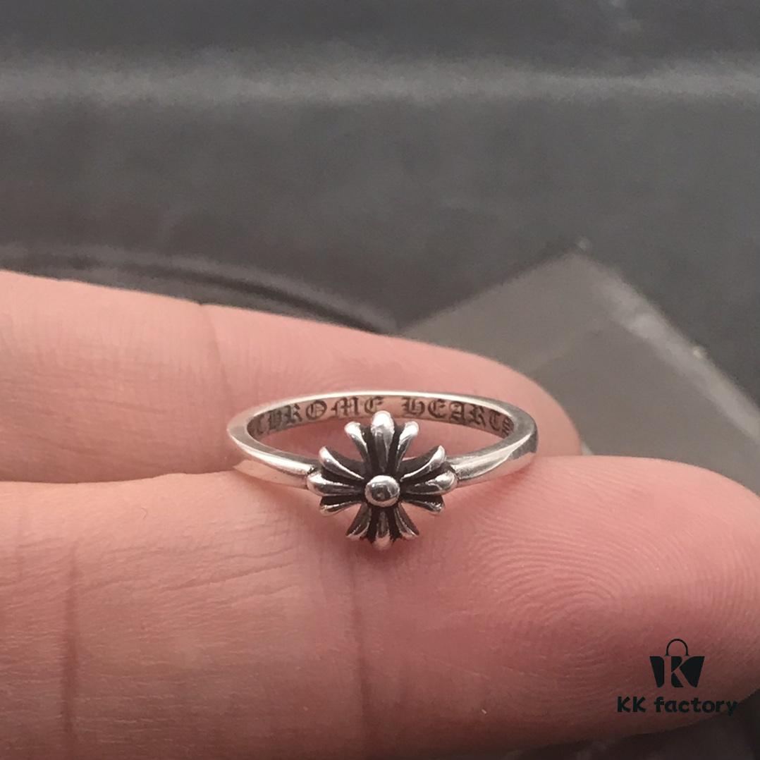 High-Version Chrome Hearts Cross Flower Small Ring, Clear Engraving, Unisex Design, Available in US Sizes 5 to 9