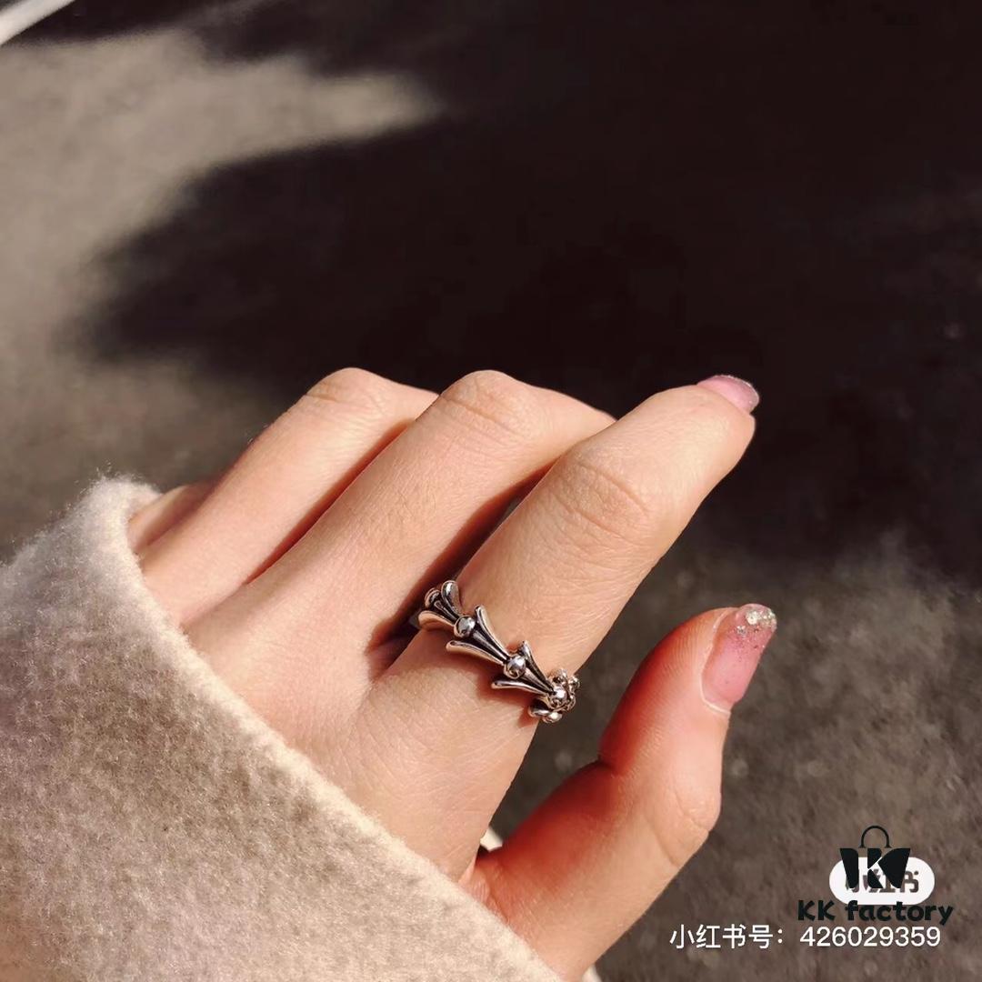 High-End Croxx Iris Wave Rib Bone Ring, Interior Engraved with Authentic Handwritten Font, Precise Detailing and Clear Engraving, Unisex Design, US Size 5 to 11 Available