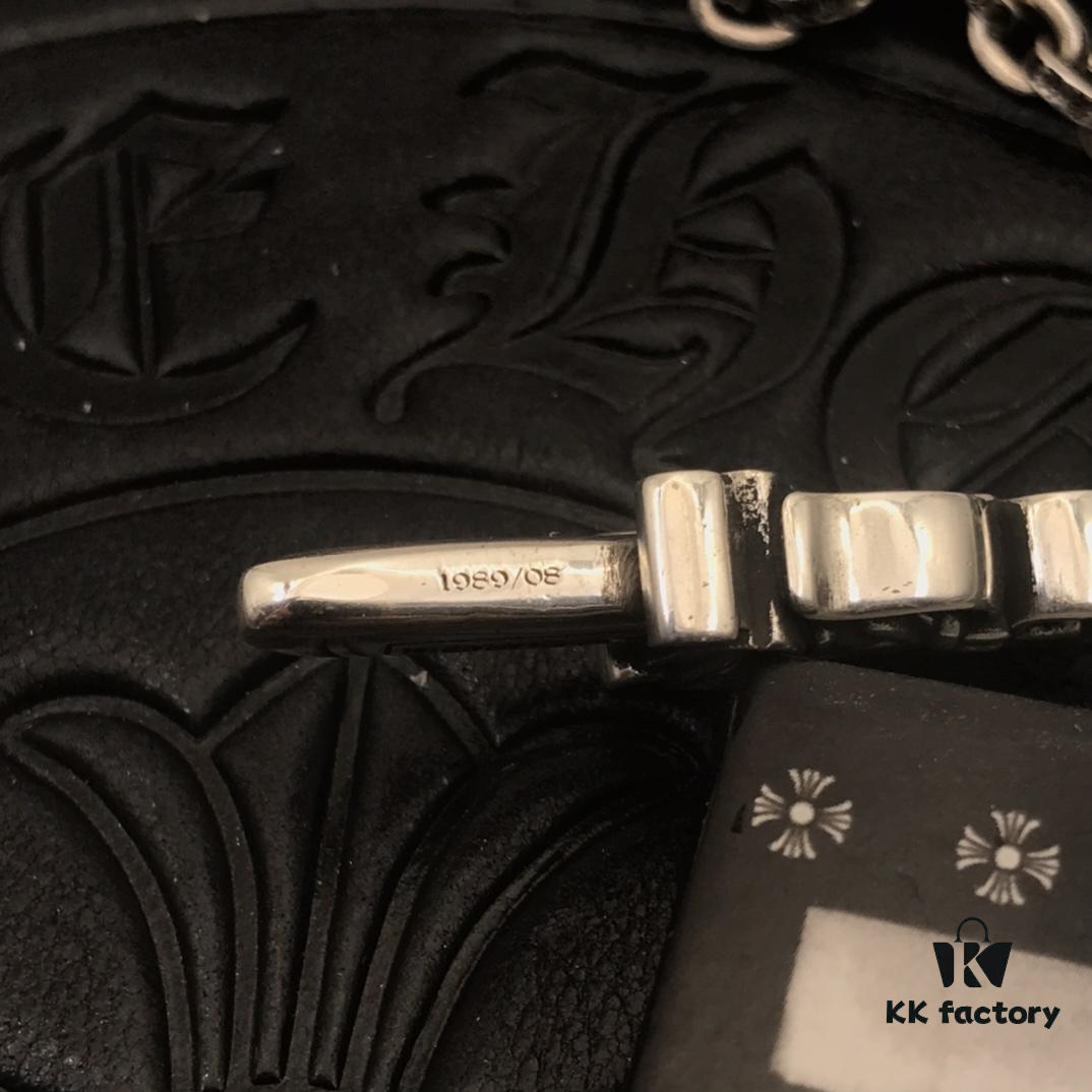 High-Version Koro Heart Medium Double-Sided Sword Pendant with Clear Engraving, Paired with Letter Chain, Available in 50-70cm Length