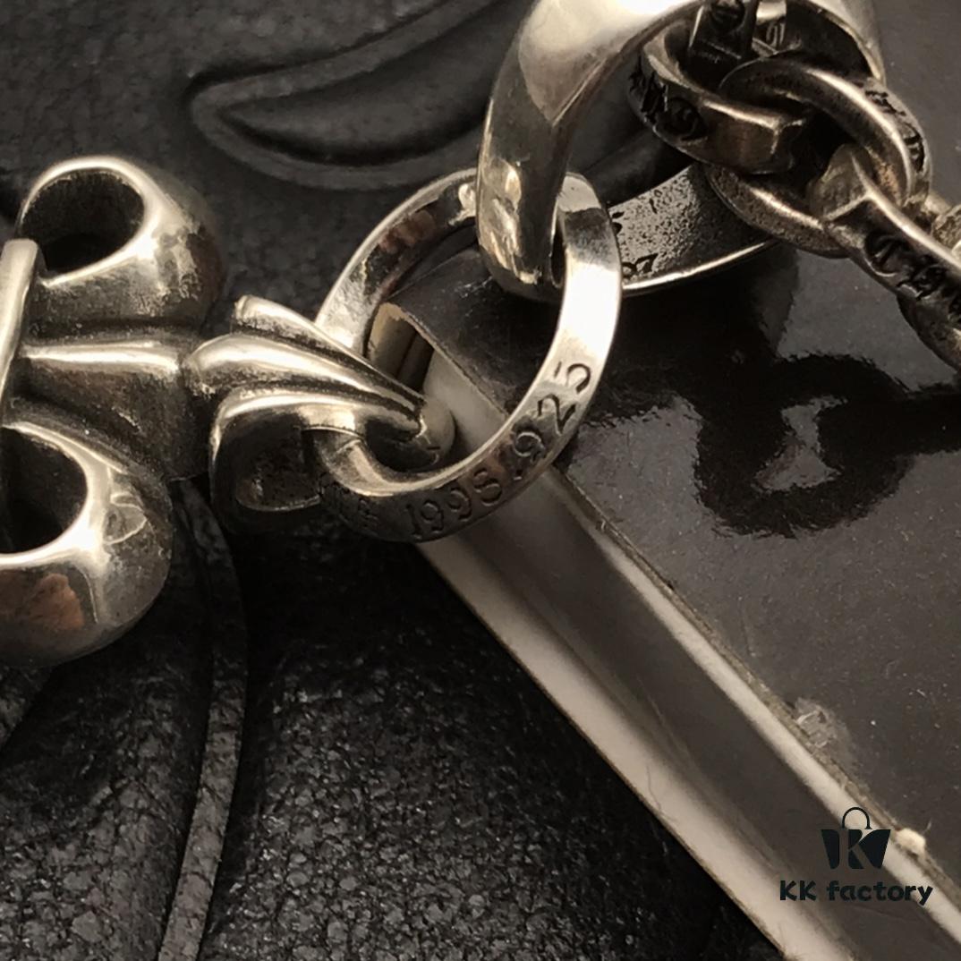 High Version Crocs Large Double Ring Boy Scout Flower Pendant with Letter Chain, Size 50-70, Can Be Paired with Other Necklaces