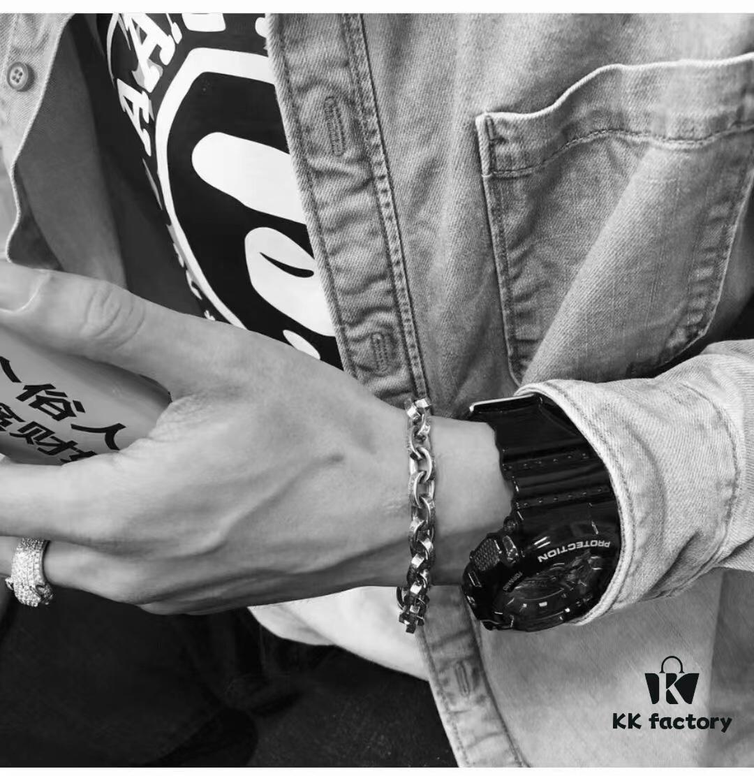 High-Version Chrome Hearts Thick Letter Bracelet, Authentic Lobster Clasp, Clear Engraving, Closely Connected Links, Not Comparable to Common Oversized Extended Versions, Unisex Wear, Available in Sizes 17 to 21