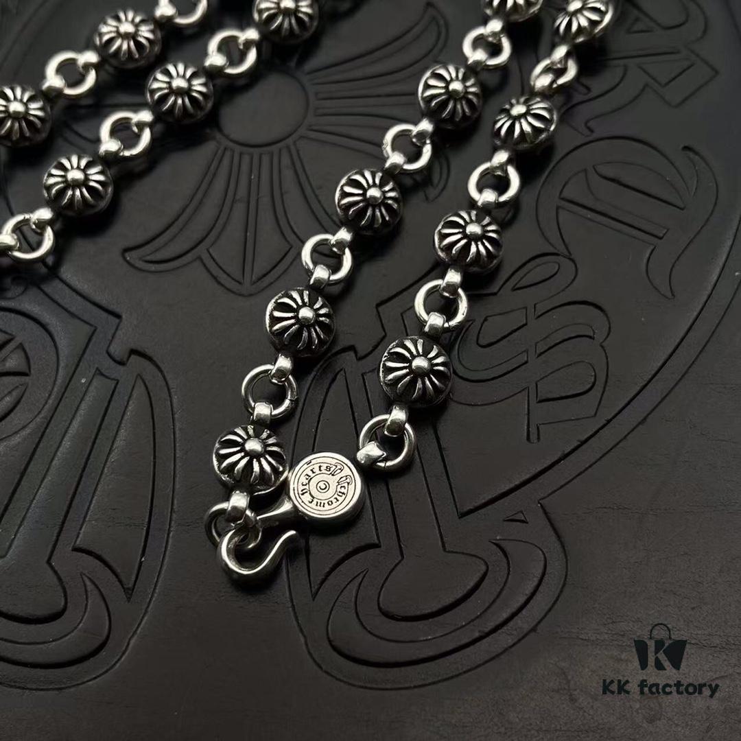 High-Version Chrome Hearts Cross Pendant Necklace with Integrated Chain, Original Horseshoe Clasp, Clear Engraving Details, Unisex Wear, 60cm Length