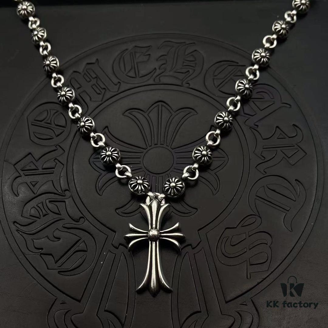 High-Version Chrome Hearts Cross Pendant Necklace with Integrated Chain, Original Horseshoe Clasp, Clear Engraving Details, Unisex Wear, 60cm Length