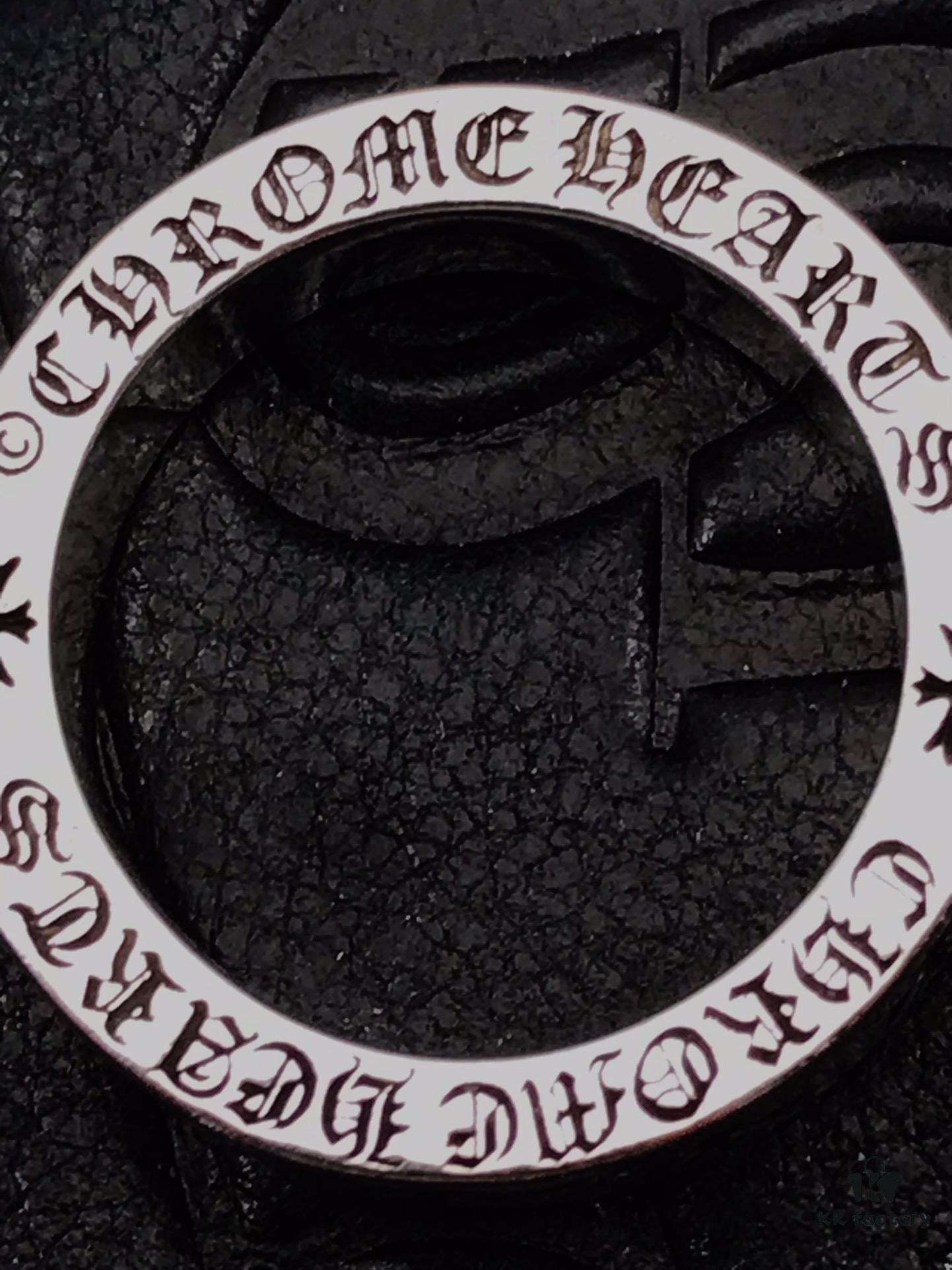 High-Version Croxx Popular FOREVER Eternal Ring, Precise Engraving and Distinctive Design