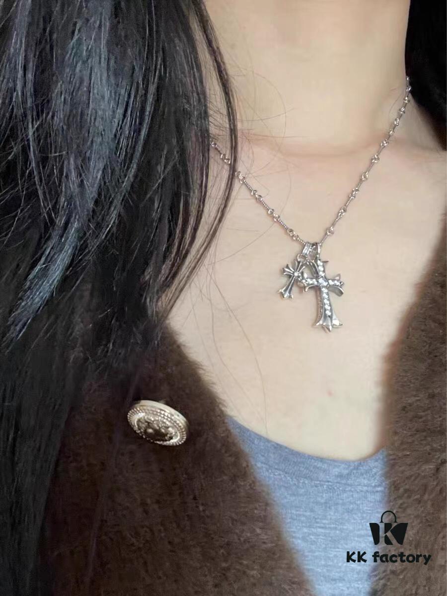 High-Version Crocs Heart White Diamond Aged Double Cross Necklace, One Style Four Wears, The Pinnacle of Cross Necklaces, A Timeless Classic