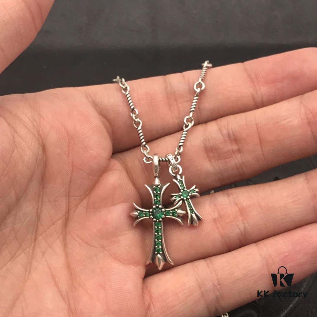High-Version Chrome Hearts Vintage Green Diamond Double Cross Necklace, One Style Four Straps, The Pinnacle of Cross Necklaces, A Timeless Classic