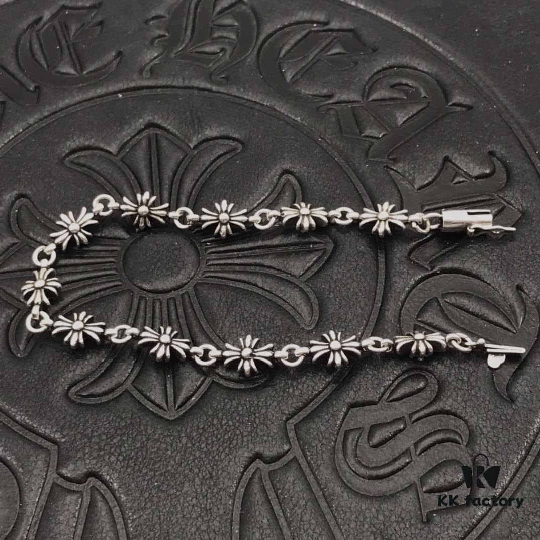 High-Version Chrome Hearts Plain Cross Wristband without Stones, Authentic Buckle Design with Original 14K Engraved Inlay, Unisex Bracelet, Available in Sizes 17-18-19