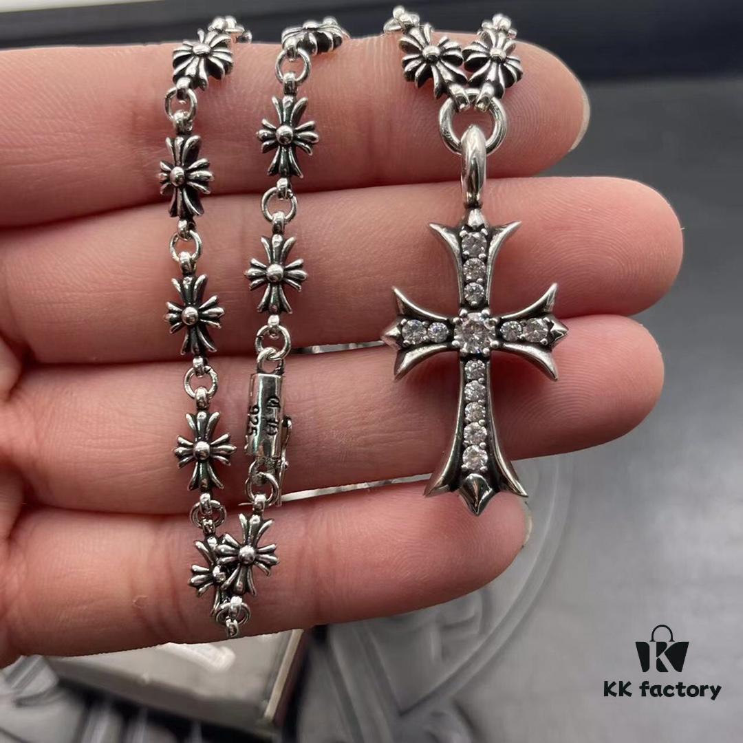 High-Version Chrome Hearts Diamond-Inlaid Cross Necklace, Integrated Chain Set, Reversible Design with One Side Diamond-Inlaid and the Other Plain, 60cm Length, Clear Engraving and Precise Details, Original Buckle