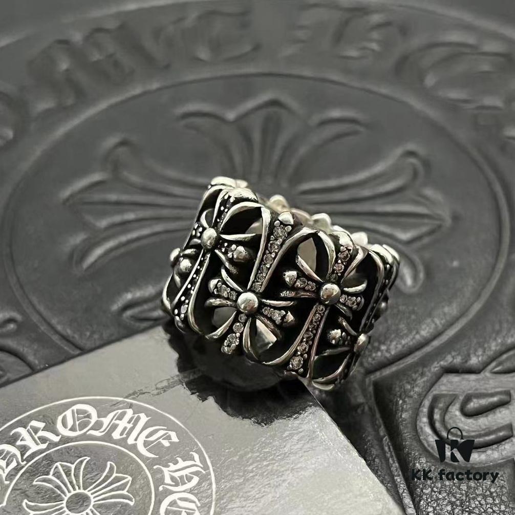 CHROME HEARTS High-End Crooked Cross Diamond-Inlaid Ring