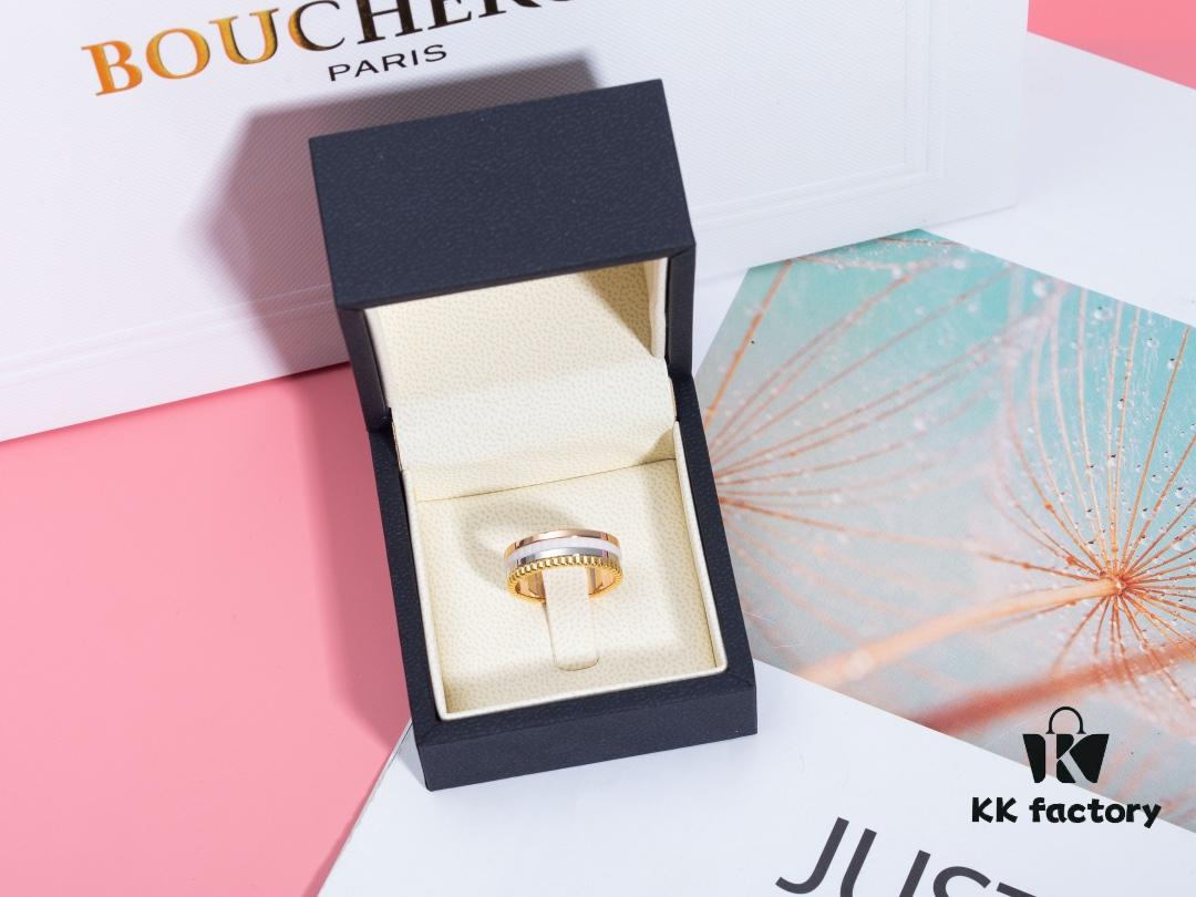 Quatre White Series Ring, brilliantly showcasing the radiant brilliance of the brand's collection. This piece combines ceramic material with mirror inlay technology, enhancing the sparkle of diamonds. Exquisitely elegant and feather-light, it adds luminous charm to minimalist styles or all-black ensembles, perfect for versatile styling.