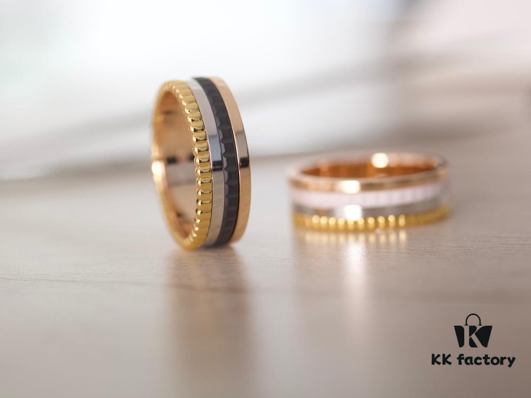 Quatre White Collection Ring, Brilliant and Radiant, Showcasing the Brand's Iconic Luster