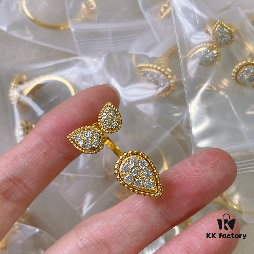 Boucheron Goutte Ring 💧 SERPENT BOHÈME Ring 💍 Classic and Modern, Diamond-Paved Drop Design with Delicate Yellow Gold Pearl Surround, Contemporary Aesthetic, Thick Gold Plating, Branded Boucheron Open Ring, One Size Fits All, Exquisitely Beautiful to Wear 👼