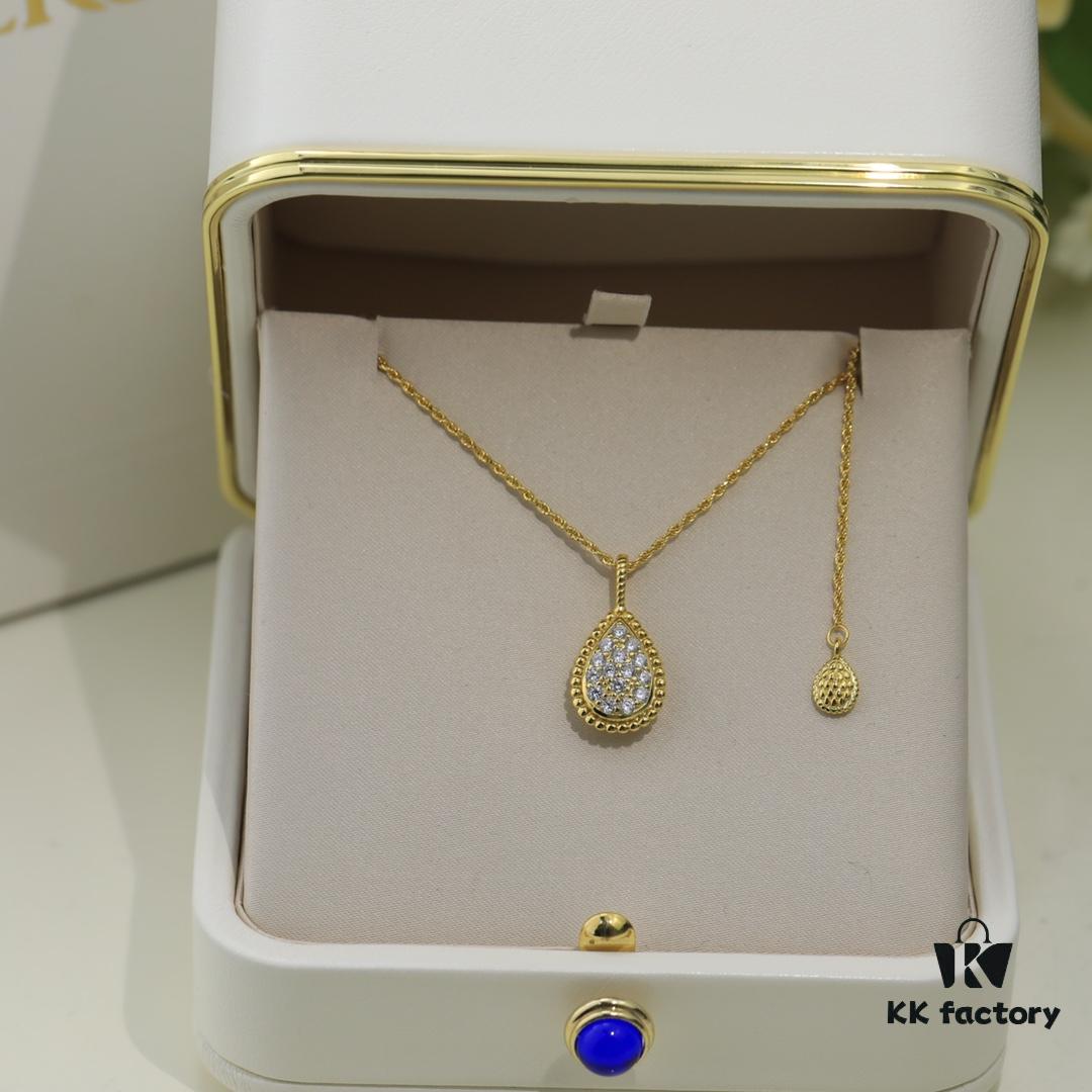 Boucheron Goutte Necklace 💧 SERPENT BOHÈME Necklace, Classic and Modern Design with Diamond-Paved Drop Pendant Surrounded by Delicate Yellow Gold Beads, Thick Gold Plating, Branded Logo, Adjustable Length 45cm, Exquisite for Every Occasion 👼 Large Drop Necklace. Brand Story: The Water Drop Symbolizes 'For the One You Love Most'