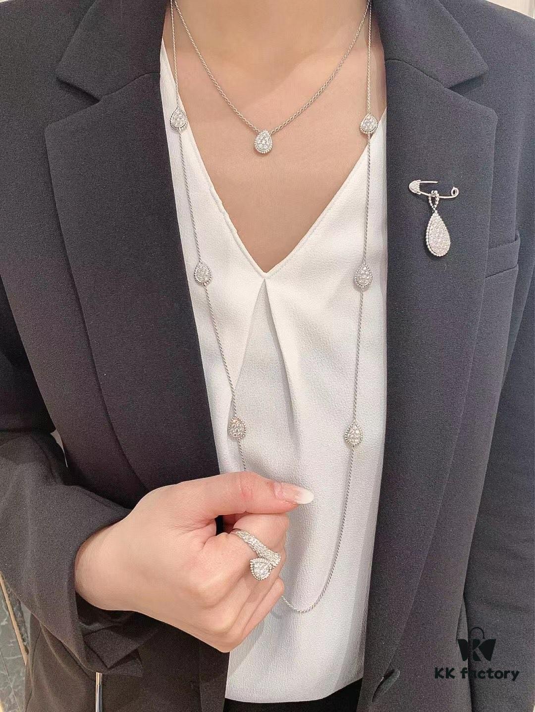 Boucheron Goutte de Rose Necklace 💧 SERPENT BOHÈME Necklace. Classic and modern, featuring a teardrop-shaped pendant embellished with pave diamonds, surrounded by delicate yellow gold beads, embodying contemporary aesthetics. Thick gold plating, logo-engraved Boucheron necklace, adjustable length 45cm for a stunning fit 👼