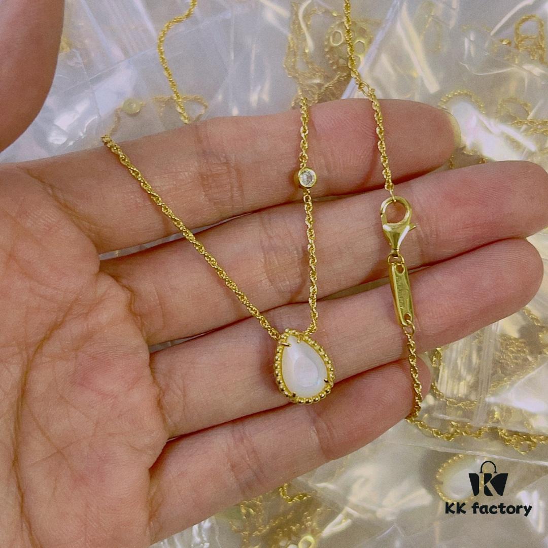 Boucheron Goutte de Rose Necklace 💧 SERPENT BOHÈME Necklace, Classic and Modern, Drop-Shaped Design Set with Diamonds, Thick Gold Plating, Logo-Embellished Boucheron Necklace, Adjustable Length 45cm for Exquisite Wear 👼 Small Drop Necklace. Brand Story: The Water Drop Symbolizes 'For the One You Love Most'
