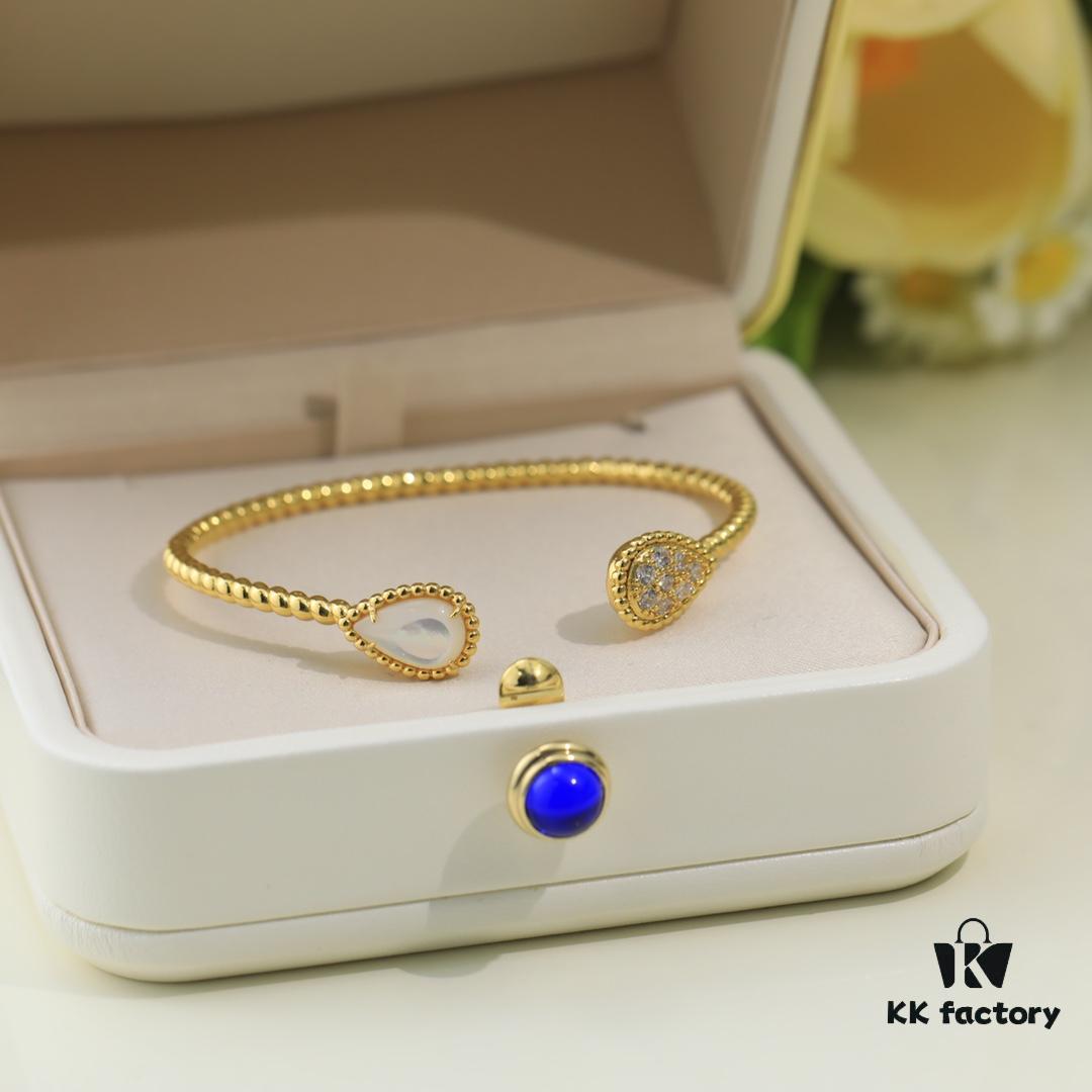 Boucheron Goutte Bracelet 💧 SERPENT BOHÈME Classic and Modern, Diamond-Set Water Drop Design with Delicate Yellow Gold Pearl Surround, Thick Gold Plating, Logo-Embellished Boucheron Bracelet, Elegant Simplicity in a Timeless Water Drop Shape, Exquisite Wearability 👼】The Water Drop Collection Symbolizes Love for the Dearest One