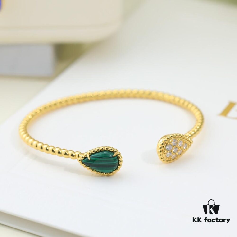 Boucheron Goutte Bracelet 💧 SERPENT BOHÈME Classic and Modern, Diamond-Set Water Drop Design with Delicate Yellow Gold Pearl Surround, Thick Gold Plating, Logo-Embossed Boucheron Bracelet, Simple and Elegant Square Shape, Exceptional Wearing Effect 👼 | The Water Drop Collection Symbolizes Love for the Dearest One