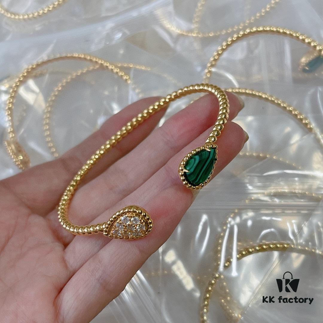 Boucheron Goutte Bracelet 💧 SERPENT BOHÈME Classic and Modern, Diamond-Set Water Drop Design with Delicate Yellow Gold Pearls